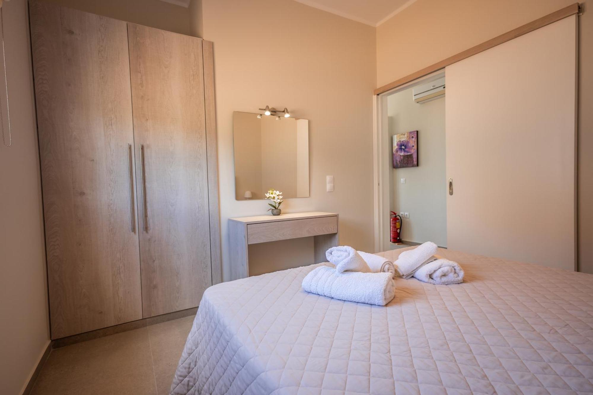 Voula Apartment *