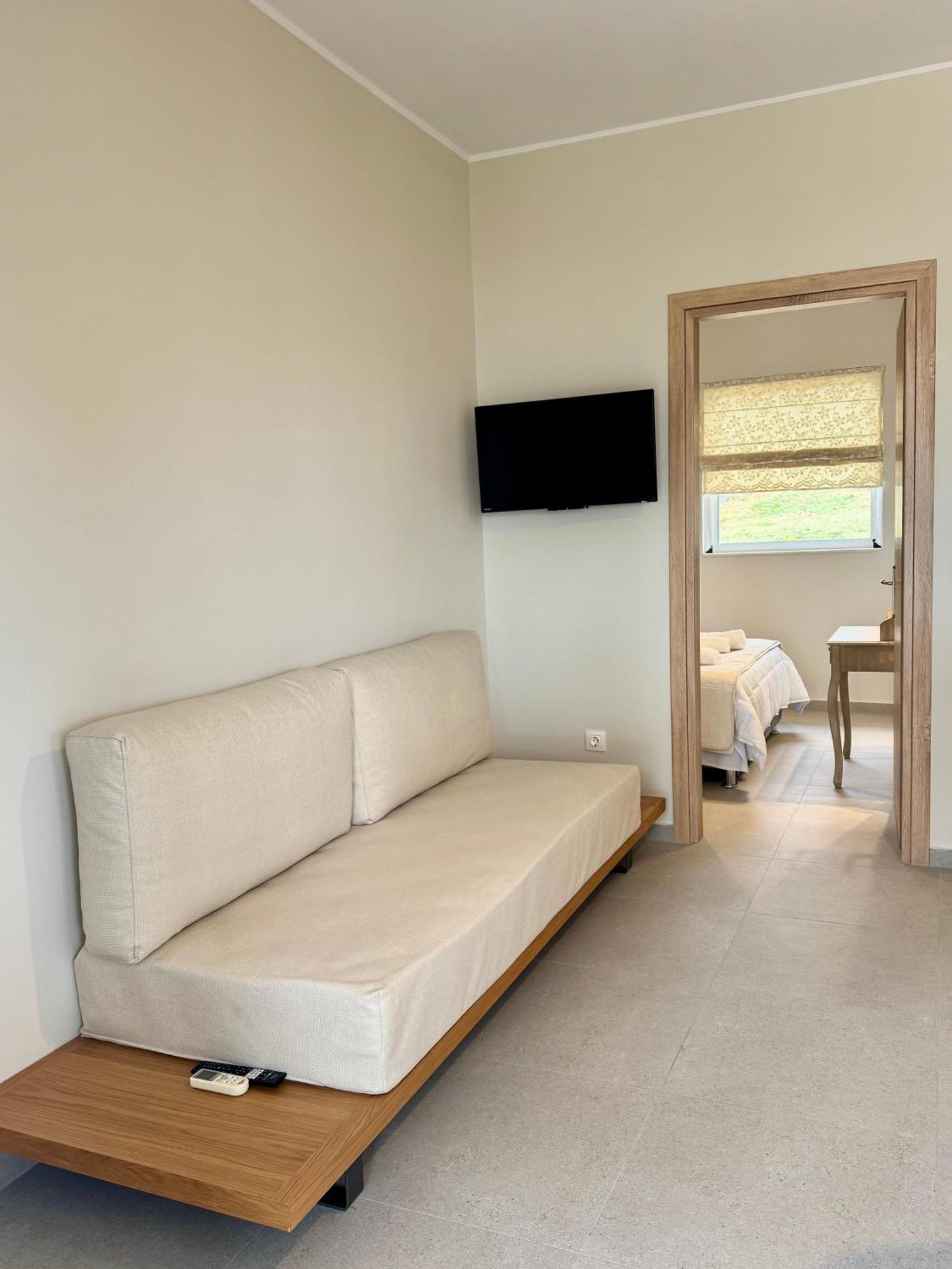 Voula Apartment *